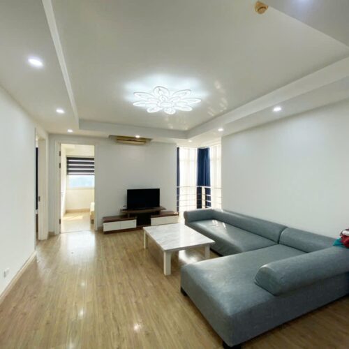 So cheap 3-bedroom apartment at E1 Ciputra for rent (1)