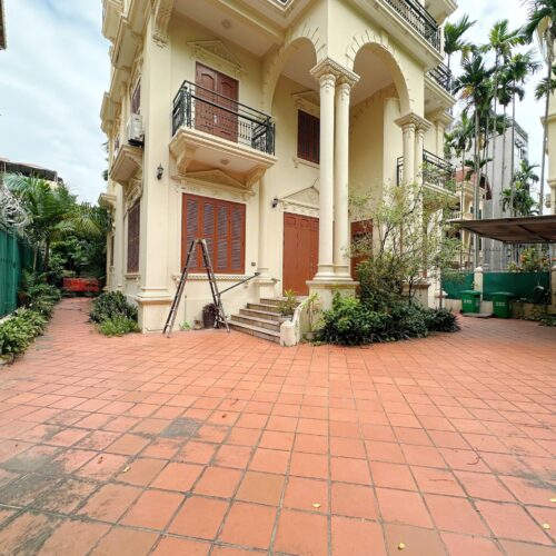 Jackie Realtor - The #1 Vietnam Real Estate Agency 14 Spacious 5-bedroom garden villa for rent on To Ngoc Van Street (1)