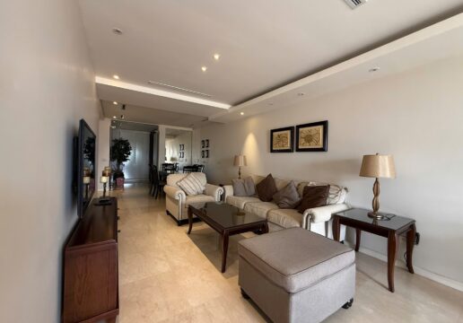 3-bedroom apartment with open views at P2 Ciputra for rent (1)