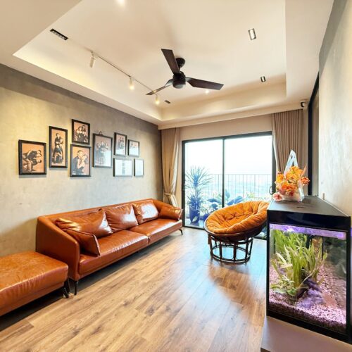 Classy 3BHK apartment at Kosmo Tay Ho for rent (1)