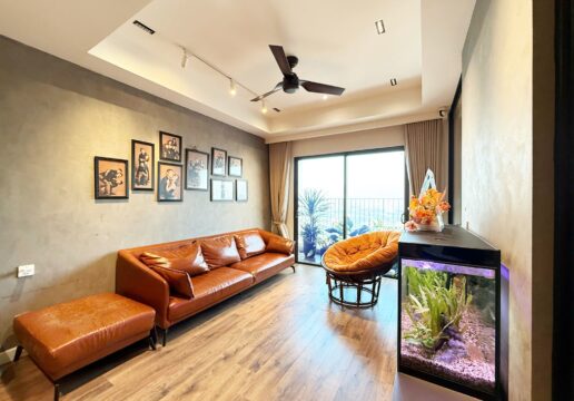 Classy 3BHK apartment at Kosmo Tay Ho for rent (1)