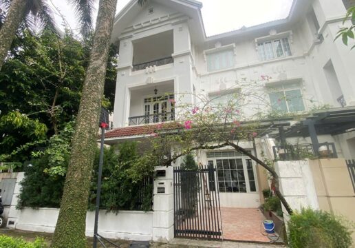 Gorgeous T9 Ciputra villa for rent - Move in right away (1)