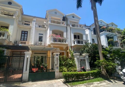 Spacious 4-bedroom villa in C block, Ciputra Hanoi for rent (1)
