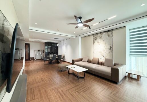 Stunning 3-bedroom apartment for rent at a cheap price in E1 Ciputra (1)