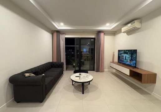 Beautiful 2-bedroom apartment in Kosmo Tay Ho for rent (1)