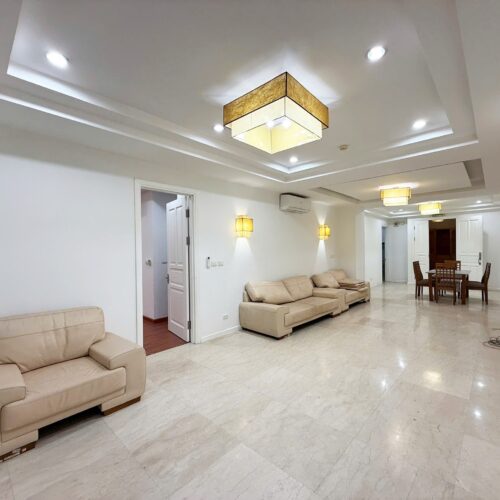 Jackie Realtor | Hanoi Real Estate Agency for Expats & Investors 6 Cheap 3-bedroom 145-SQM apartment for rent in P2 Ciputra (1)