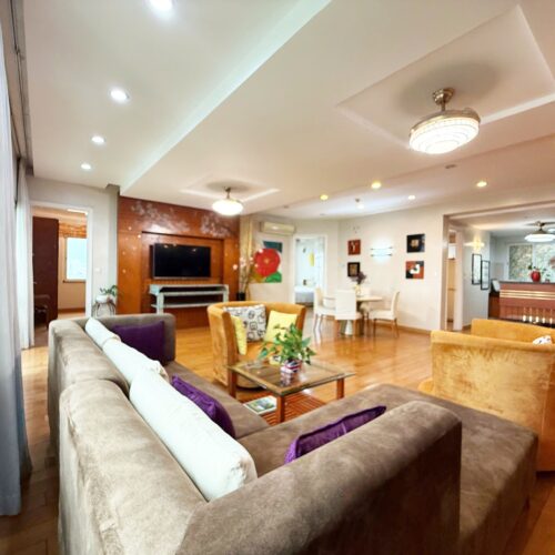Jackie Realtor | Hanoi Real Estate Agency for Expats & Investors 6 Inexpensive 153-SQM 2-bedroom apartment in E1 Ciputra for rent (1)