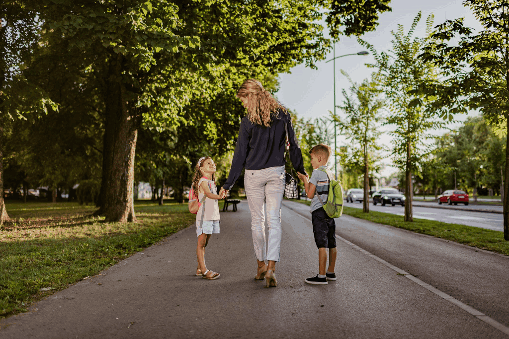 The Ultimate Guide to International Schools in Ciputra Hanoi (2026): Where World-Class Education Meets Exceptional Family Living 6 Living close to school means less time in traffic and more time together as a family.