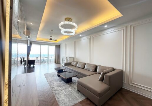 Luxurious apartment near Rugby School Hanoi 3 bedrooms for rent at P2 Ciputra building (1)