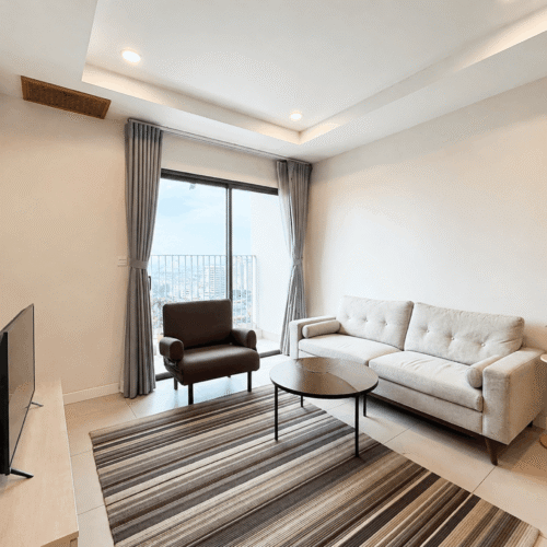 Cheap 2-bedroom apartment in Centro building, Kosmo Tay Ho for rent (1)