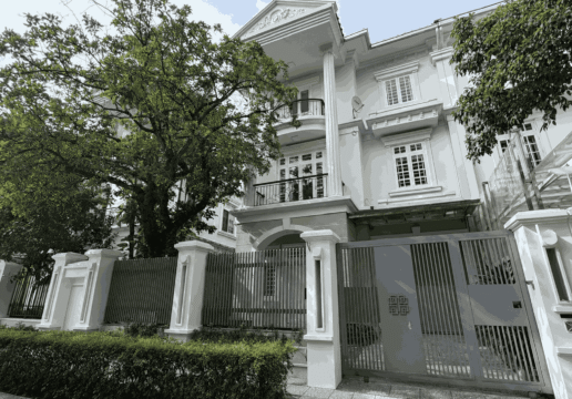 Large 5-bedroom villa for rent in Ciputra Nearby SIS & Hanoi Academy (1)