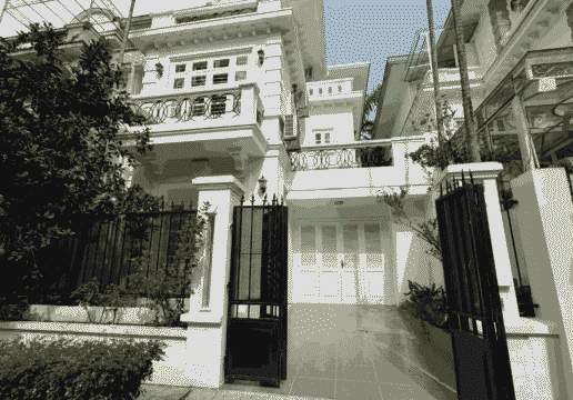Modern 5-bedroom villa for rent in Ciputra Hanoi (1)
