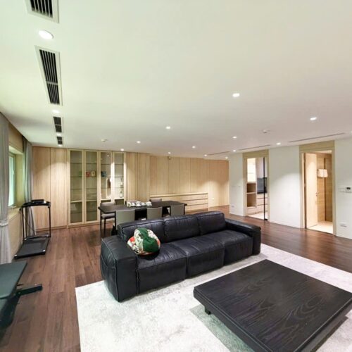 Jackie Realtor | Vietnam Real Estate Agency for Expats & Investors 20 Big 3BRs apartment in G3 Ciputra for rent at a cheap price (1)