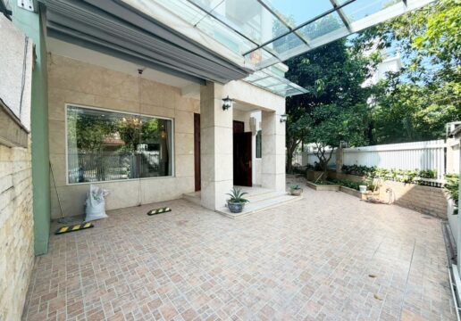 Expansive 5-bedroom garden villa in Ciputra Hanoi for rent (1)