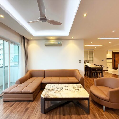 Jackie Realtor | Vietnam Real Estate Agency for Expats & Investors 10 Must see Prestigious 3BRs (+1 office room) apartment in E4 Ciputra for rent (1)