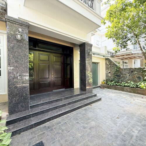 New & Modern 4BRs villa for rent at D block, Ciputra Hanoi Close to UNIS (1)