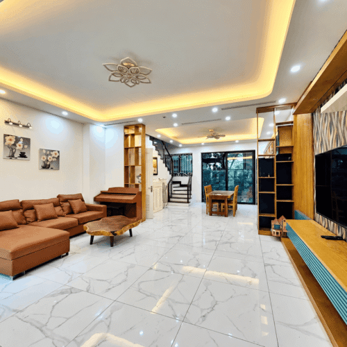 Jackie Realtor | Vietnam Real Estate Agency for Expats & Investors 6 Townhouse near harmony lake for rent in Vinhomes The Harmony (1)