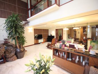 Penthouse for rent in Ciputra 9