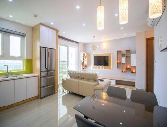 2 bedrooms Ciputra Nice apartment for rent (4)