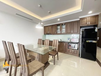 3BRs apartment with expensive wooden furniture for rent in D' Le Roi Soleil (2)