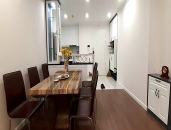 Sunshine Riverside Tay Ho 4