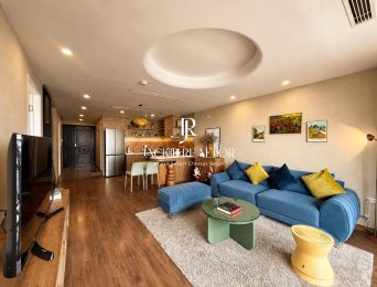 Homely rustic 2-bedroom apartment in D’ Le Roi Soleil for rent (5)
