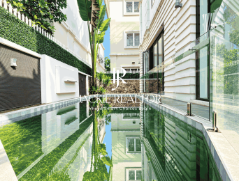 Affordable 4-bedroom pool villa in Vinhomes Riverside for rent (2)