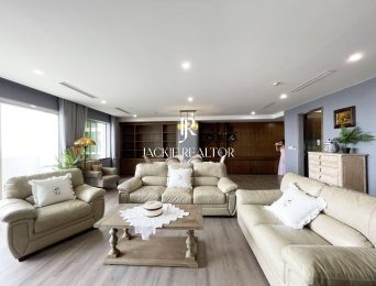 Alluring 3 bedrooms E5 Ciputra for rent (2)