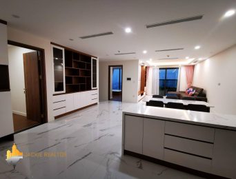 Amazing 2BRs apartment for rent at Sunshine Center (2)