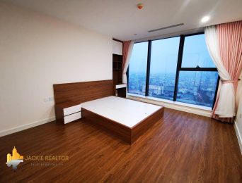 Amazing 2BRs apartment for rent at Sunshine Center (5)