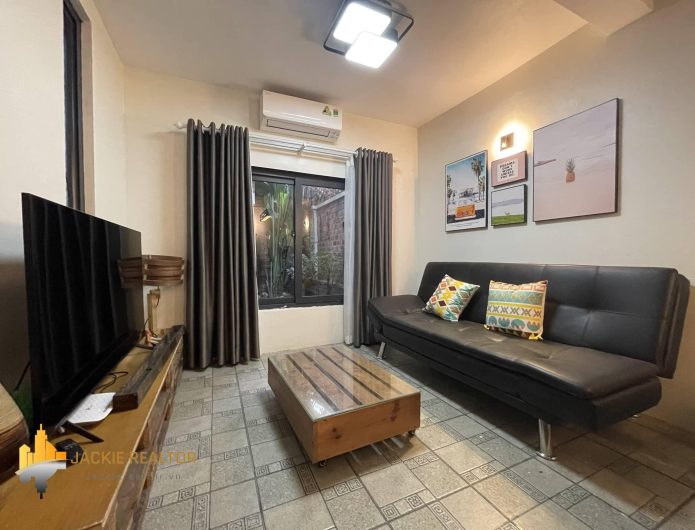 Amazing Vintage apartment for rent in Dang Thai Mai Str, Tay Ho Distr (1)