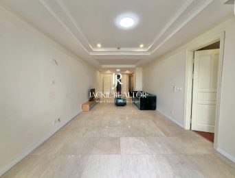 Amazing golf-view 3-bedroom apartment for rent at P2 Ciputra (3)