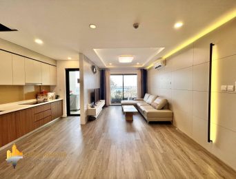 Amazing lake-view 3BRs apartment in Kosmo Tay Ho for rent (3)