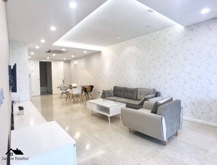 Apartment for rent in Ciputra Hanoi (10)