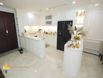 Awesome 3-bedroom apartment for rent in D' Le Roi Soleil (3)