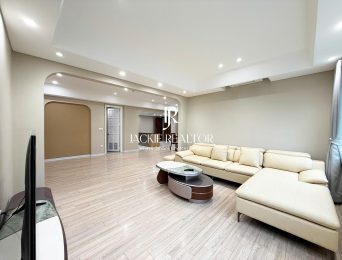 Awesome lake-view 150-SQM 3BHK apartment at G3 Ciputra for rent (5)