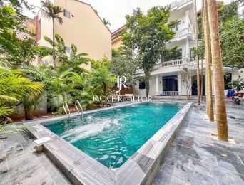Awesome pool villa at 275 Au Co, Tay Ho for rent (2)