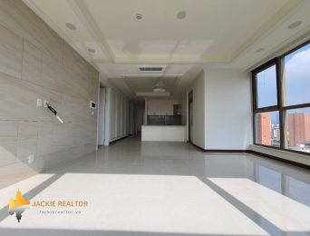 Basic furnishing 3-bedroom apartment for rent at Starlake Hanoi (2)