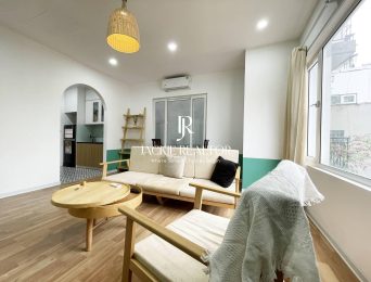 Beautiful 1BR apartment for rent in Xuan Dieu, Tay Ho, Hanoi (4)
