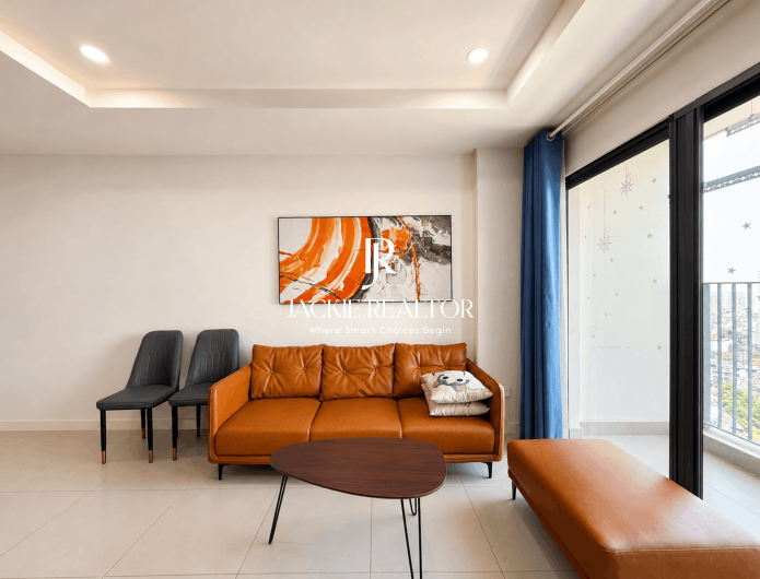Beautiful 2-bedroom apartment at Kosmo Tay Ho for rent (1)