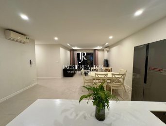 Beautiful 2-bedroom apartment in Kosmo Tay Ho for rent (4)