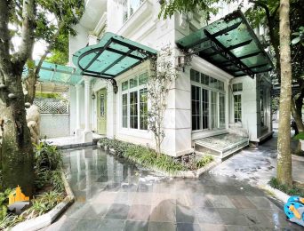 Beautiful 3-storey garden house for rent in Vinhomes Riverside (2)