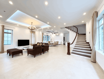 Beautiful 4-bedroom single villa in Vinhomes Riverside for rent (3)