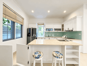Beautiful 4-bedroom single villa in Vinhomes Riverside for rent (4)