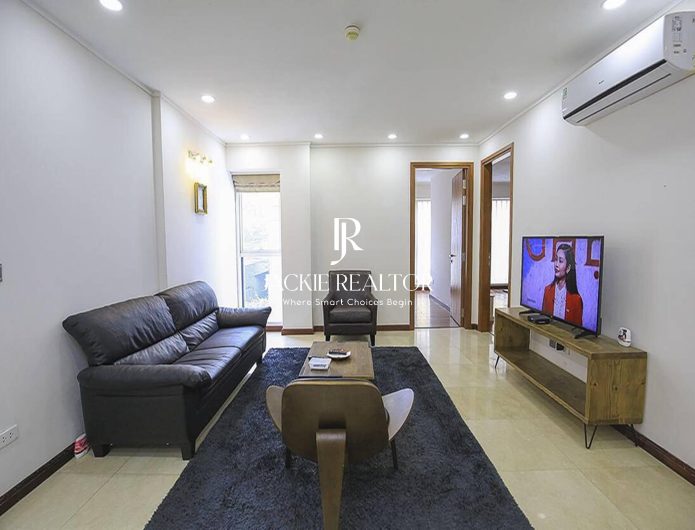 Beautiful European-style furniture apartment in L2 Ciputra for rent (1)