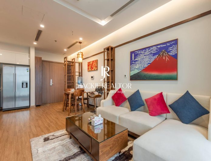 Beautiful Japanese style 2-bedroom apartment for rent in Vinhomes Metropolis (1)