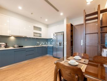 Beautiful Japanese style 2-bedroom apartment for rent in Vinhomes Metropolis (5)