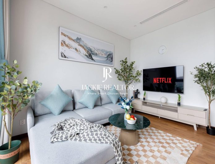 Beautiful artistic Westlake apartment for rent in Tu Hoa Street (1)