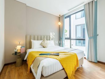 Beautiful artistic Westlake apartment for rent in Tu Hoa Street (5)