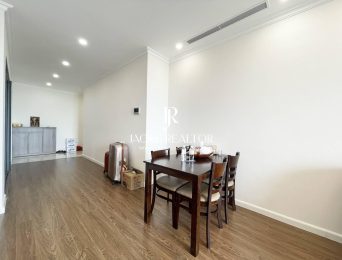 Beautiful river-view Sunshine Riverside apartment for rent (5)